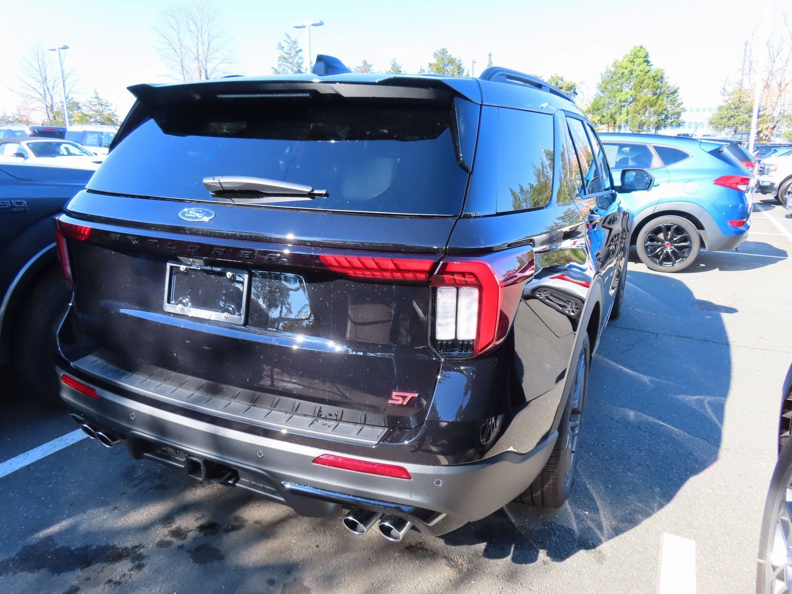 New 2026 Ford Explorer ST w/ Sun And Sound Package AWD/4WD image 4