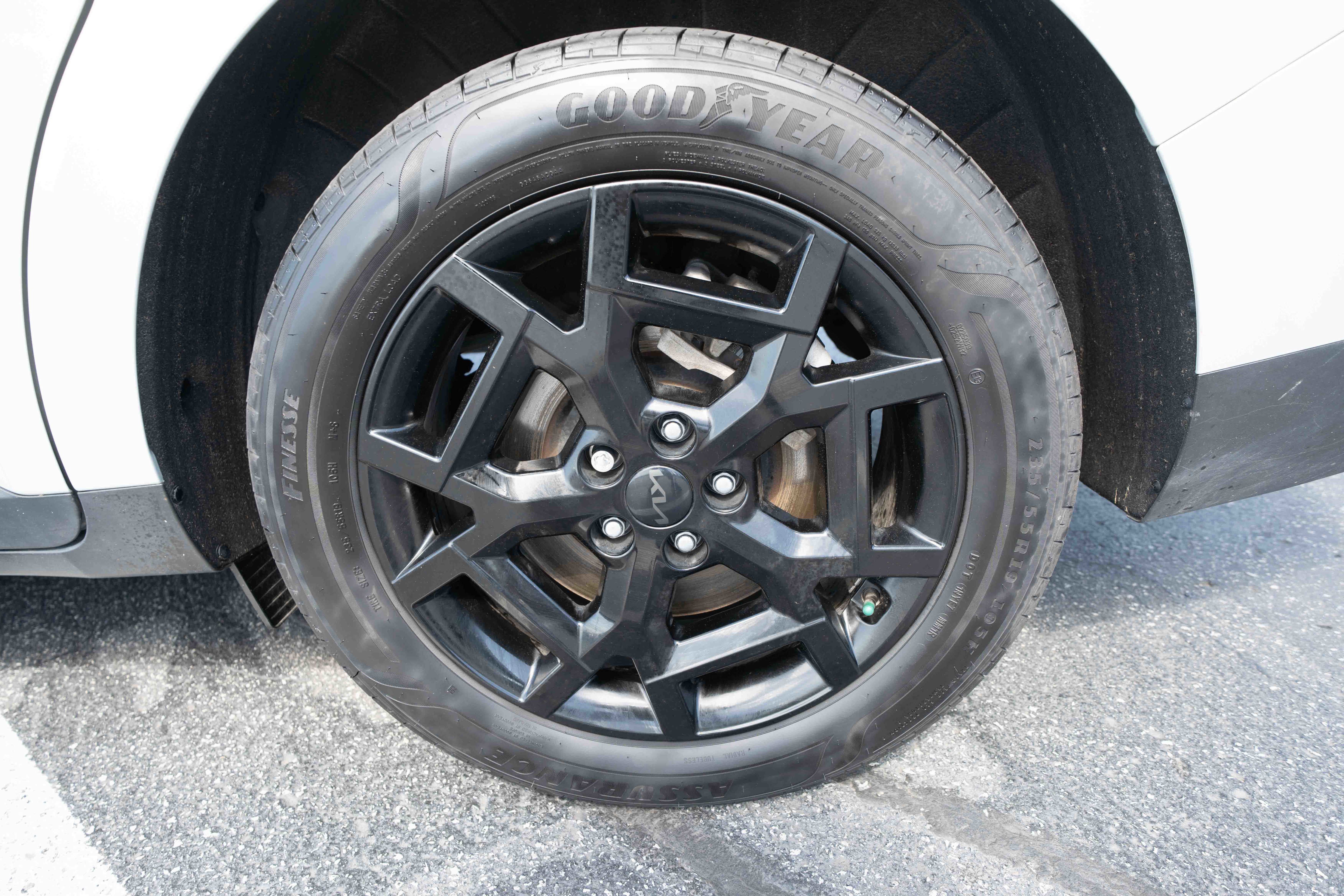 Used 2025 Kia Carnival SX Prestige FWD image 30