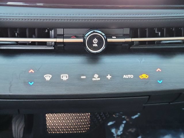 Used 2024 Nissan Ariya AWD image 18
