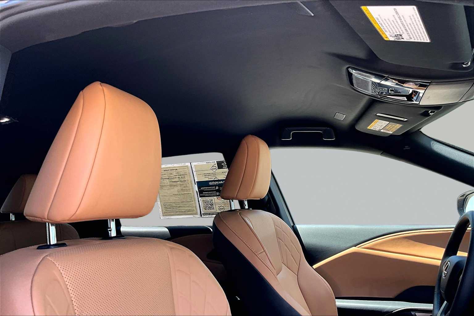 Used 2025 Lexus RX 350 FWD w/ Technology Package image 14