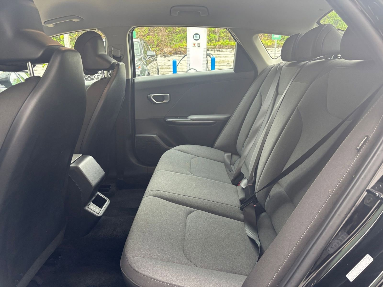 Used 2025 Kia K4 FWD image 27