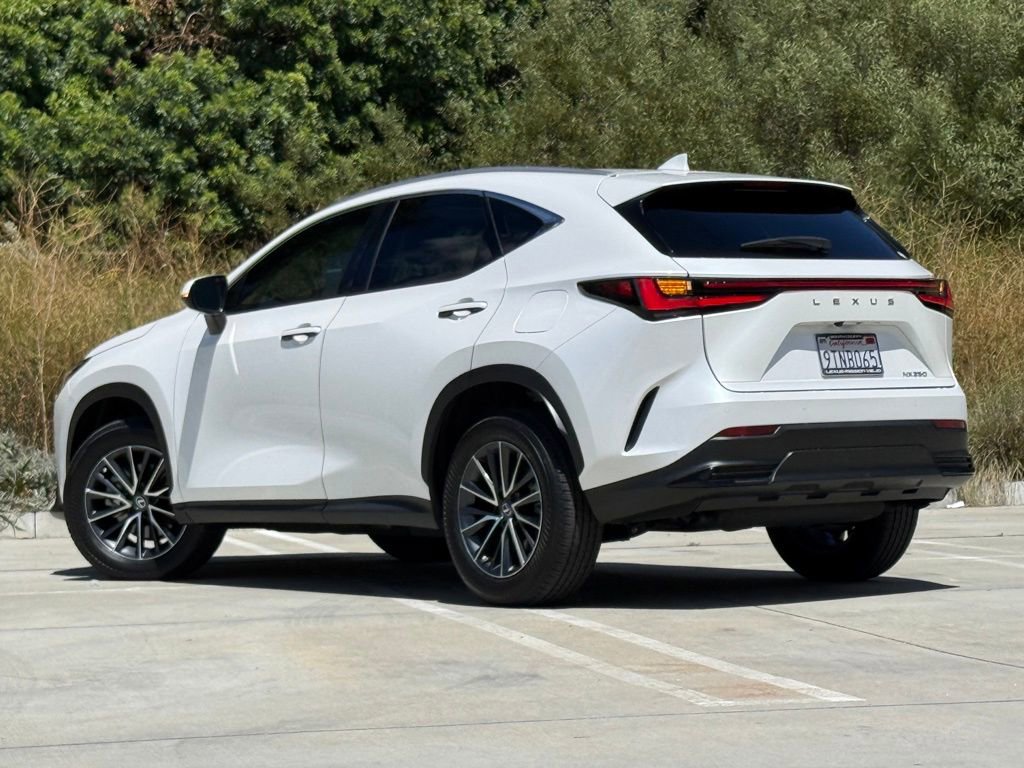 Used 2025 Lexus NX 250 FWD w/ Accessory Package (Z1) image 2
