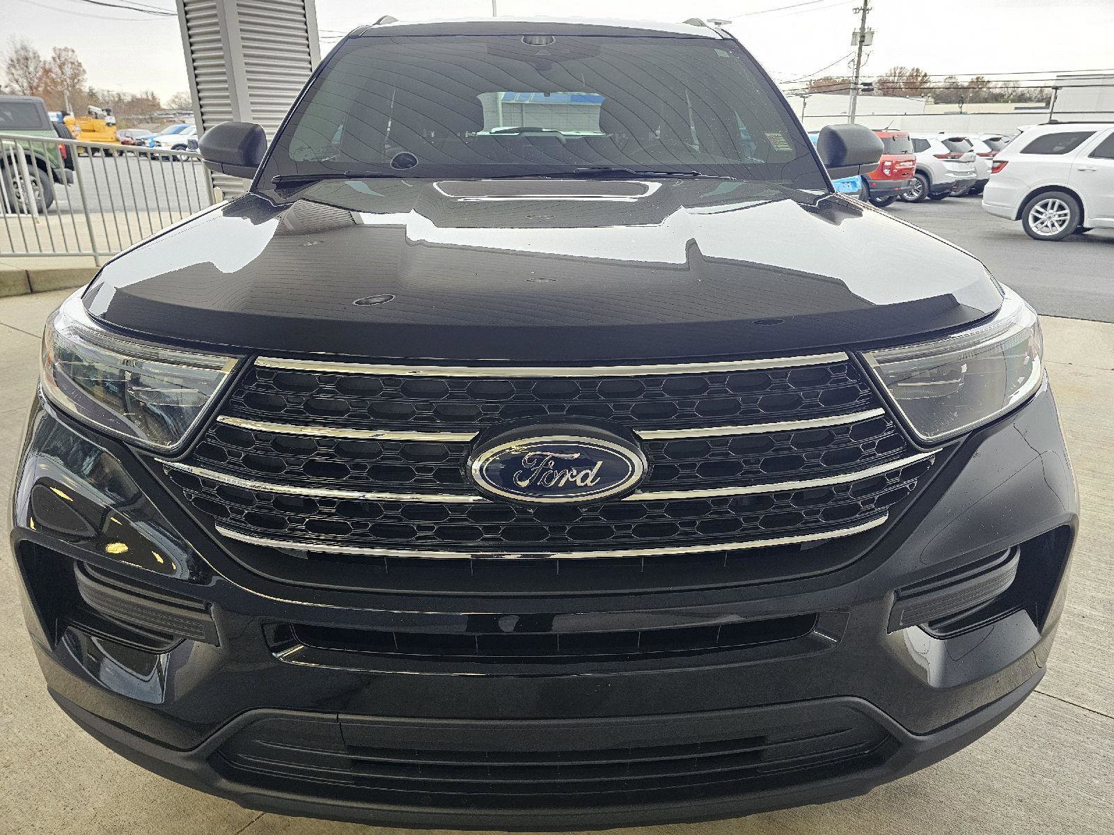 Used 2022 Ford Explorer XLT image 8