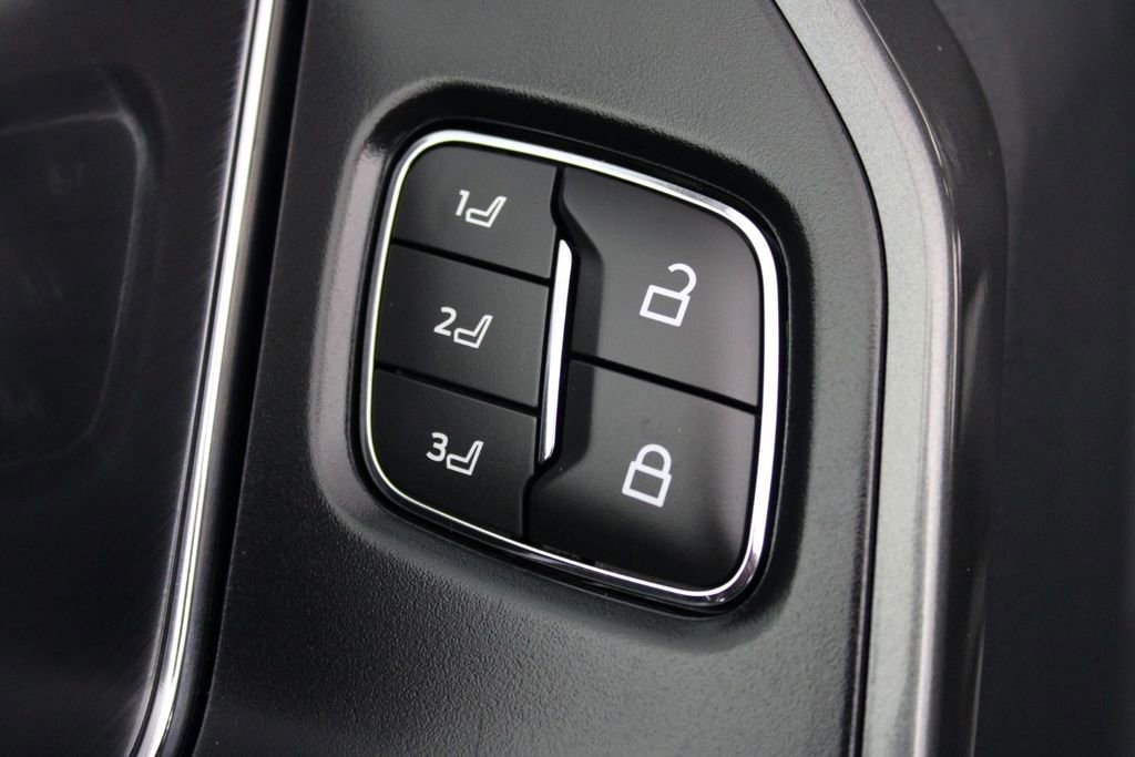 Used 2023 Ford F150 Lariat image 15