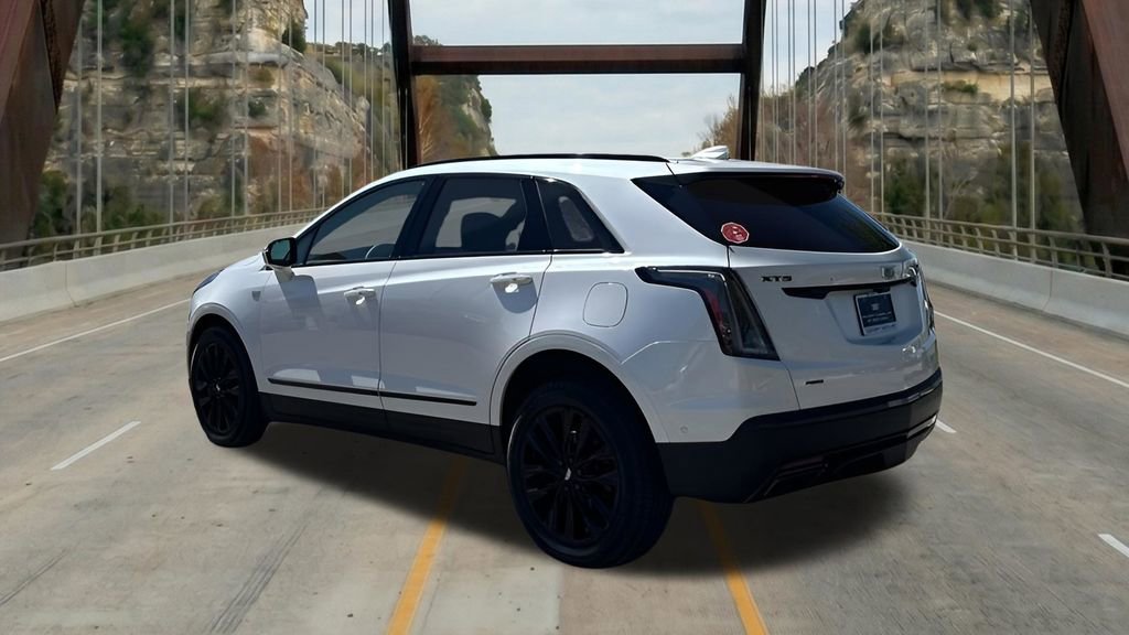 New 2026 Cadillac XT5 Sportv w/ LPO, Onyx Lite Package AWD/4WD image 6