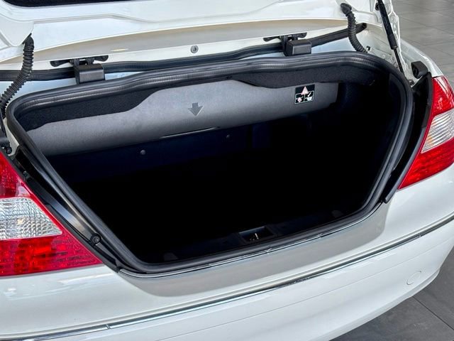 Used 2008 Mercedes-Benz CLK 350 Cabriolet image 35