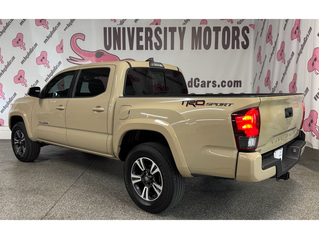 Used 2019 Toyota Tacoma TRD Sport image 12