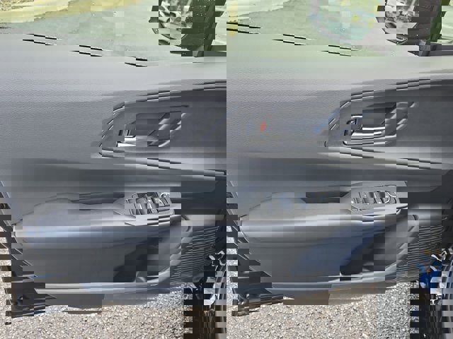 New 2026 Toyota Prius Plug-In Hybrid image 15