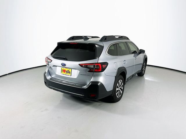 Used 2025 Subaru Outback Premium w/ Popular Package #1A image 9