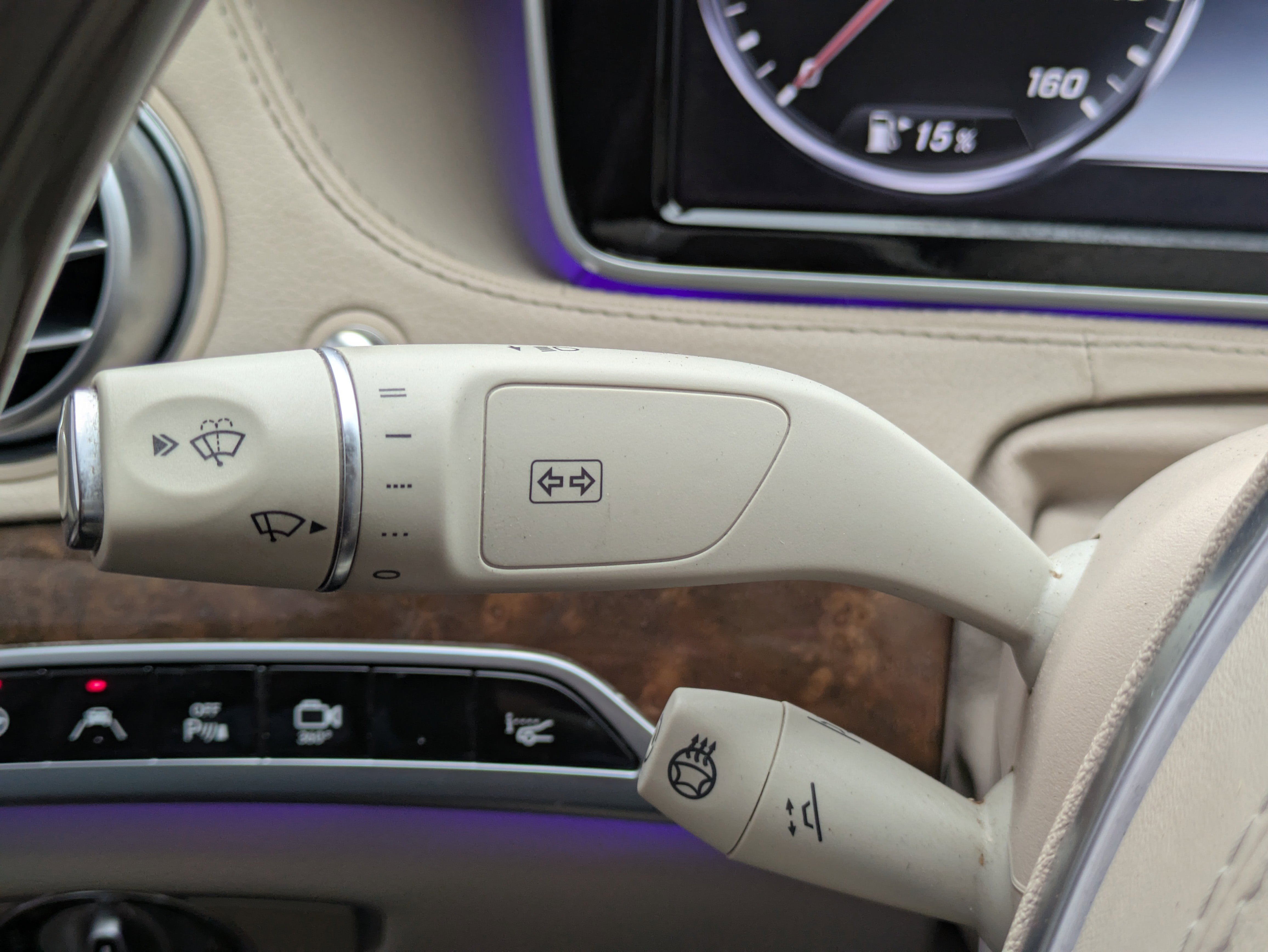 Used 2015 Mercedes-Benz S 550 Sedan image 24