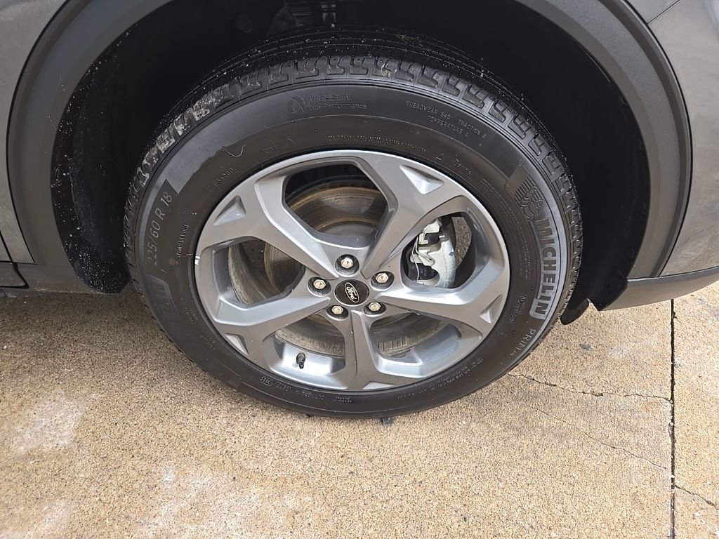 Used 2025 Ford Escape ST-Line image 23