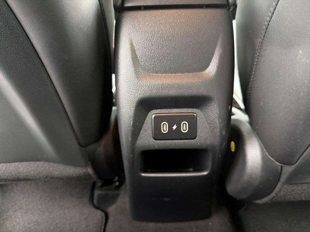 Certified 2024 Hyundai Venue Limited image 35