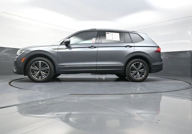 Used 2024 Volkswagen Tiguan Wolfsburg Edition image 22