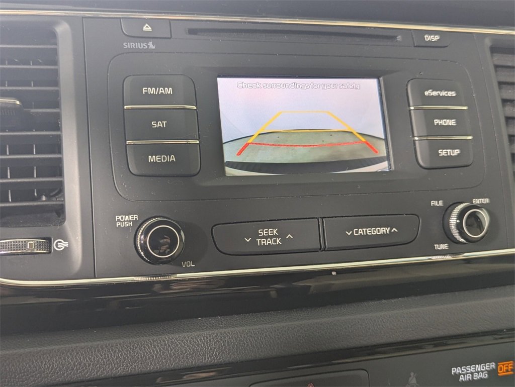 Used 2016 Kia Sedona EX image 22