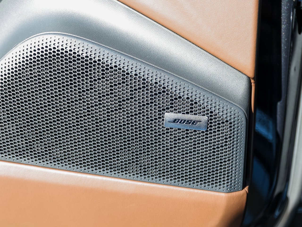 New 2025 Porsche Macan 4 Electric image 22