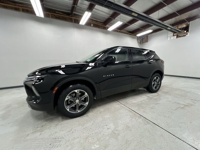 Certified 2025 Chevrolet Blazer LT image 5