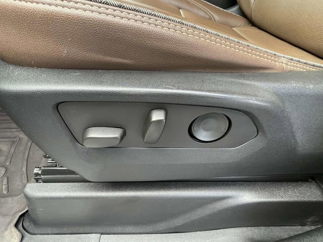 Certified 2023 Chevrolet Tahoe High Country w/ Premium Package 2 image 16