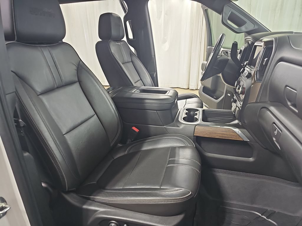 Certified 2020 Chevrolet Silverado 1500 High Country w/ Technology Package AWD/4WD image 13