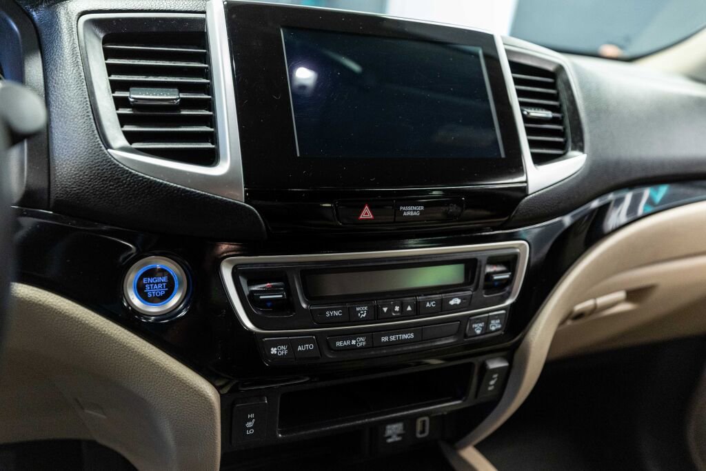 Used 2019 Honda Ridgeline RTL-E image 12