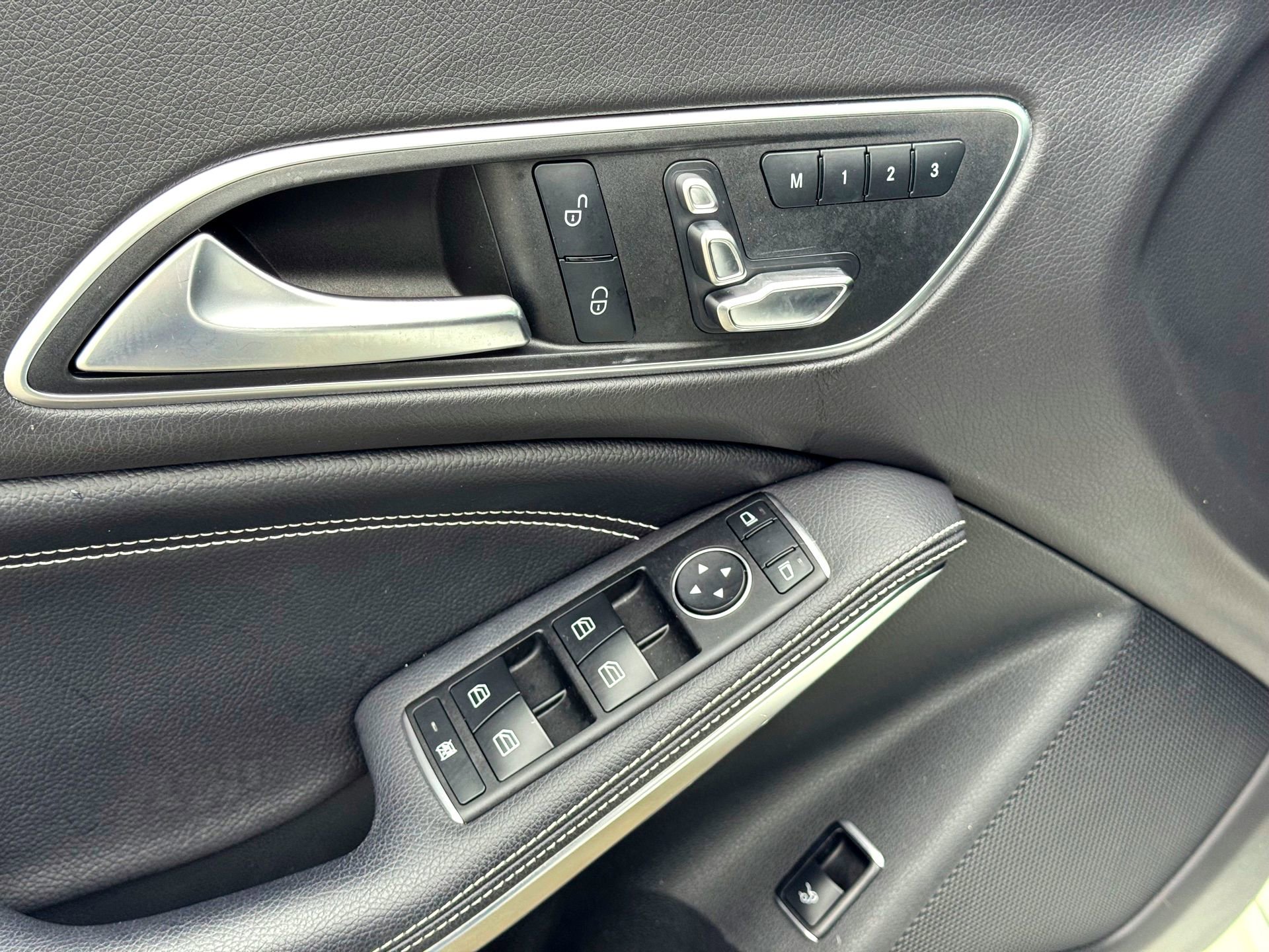 Used 2019 Mercedes-Benz CLA 250 image 15