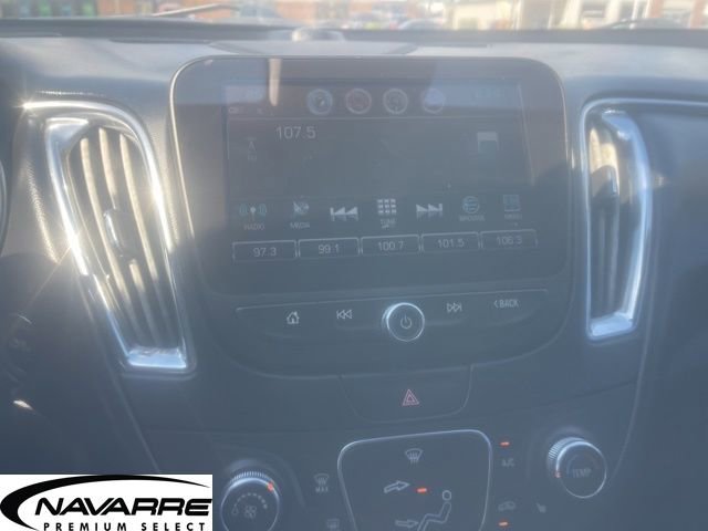 Used 2017 Chevrolet Malibu LT w/ Leather Package FWD image 15