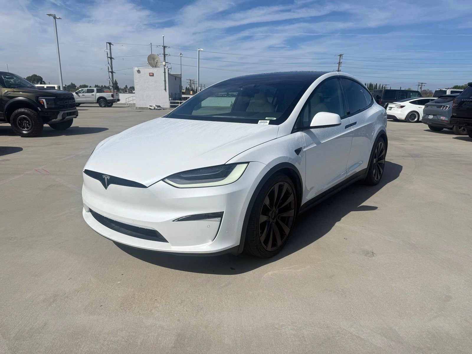 Used 2022 Tesla Model X AWD/4WD image 1