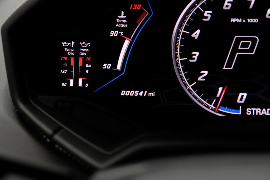 Used 2024 Lamborghini Huracan EVO AWD/4WD image 21