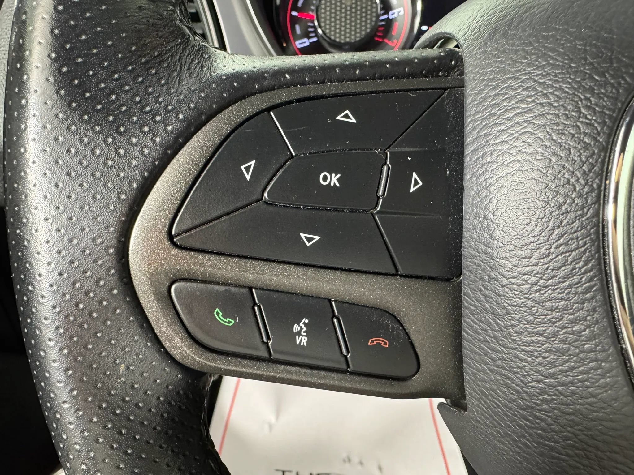 Used 2021 Dodge Challenger SXT w/ Driver Convenience Group RWD image 14