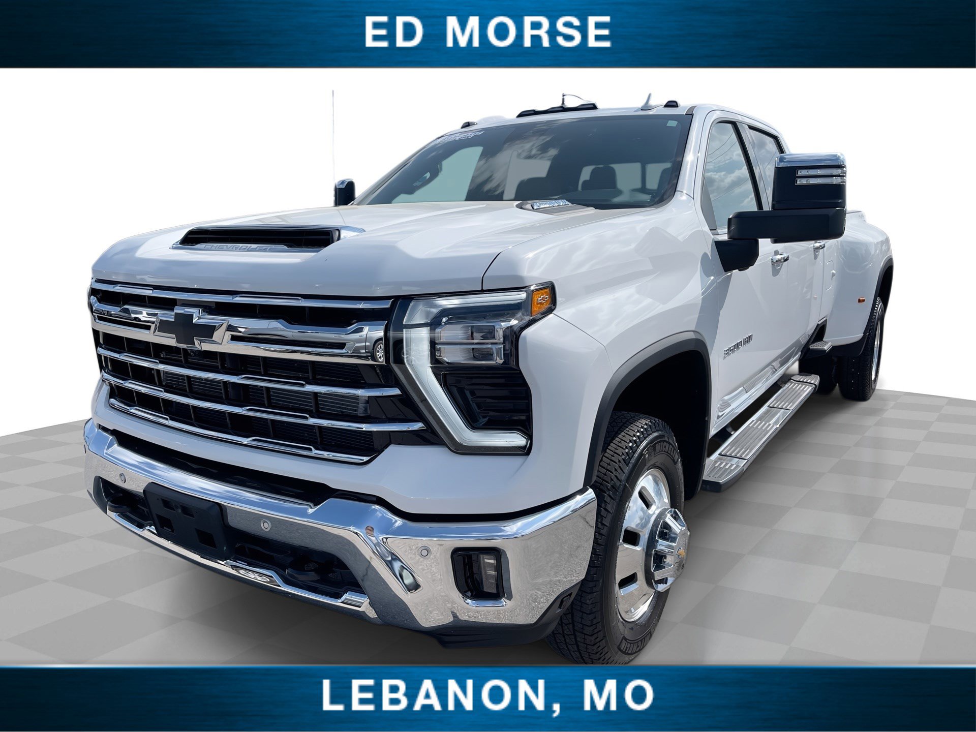 Used 2025 Chevrolet Silverado 3500 LTZ w/ LTZ Plus Package AWD/4WD image 1