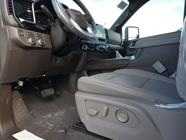 New 2026 GMC Sierra 2500 SLT w/ SLT Convenience Package AWD/4WD image 9