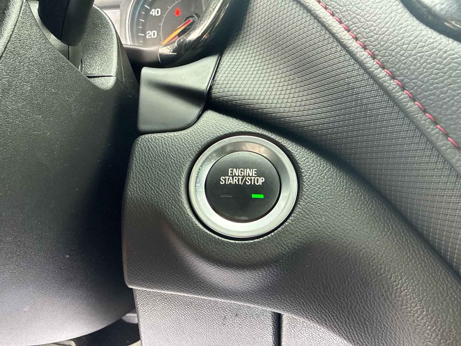 Certified 2023 Chevrolet Equinox RS FWD image 20