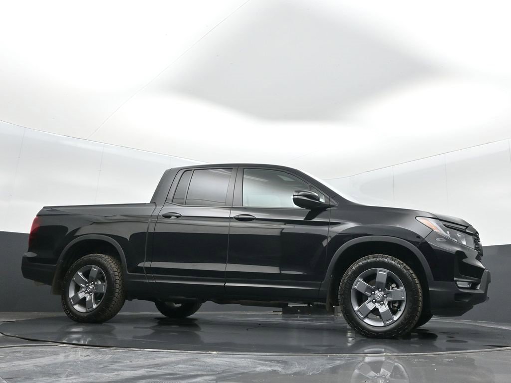 Certified 2025 Honda Ridgeline TrailSport image 29