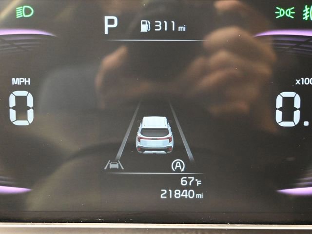 Used 2025 Kia Seltos S FWD image 31