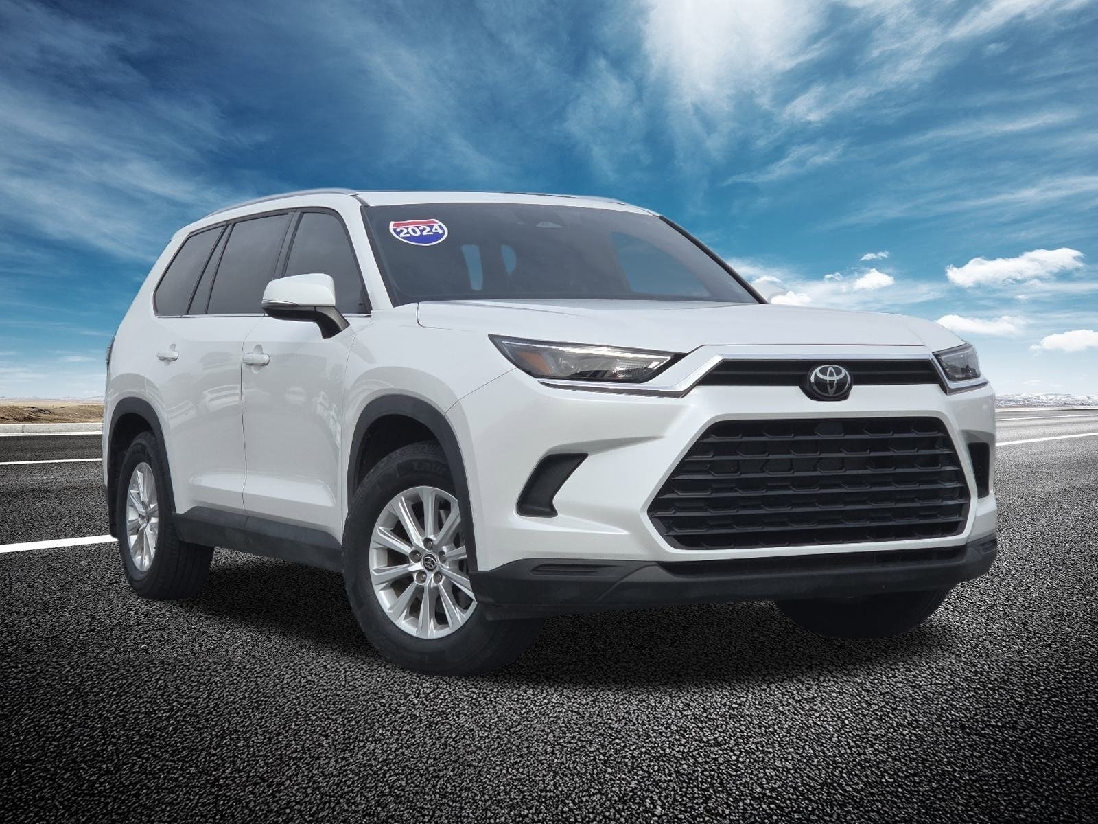 Used 2024 Toyota Grand Highlander AWD image 2