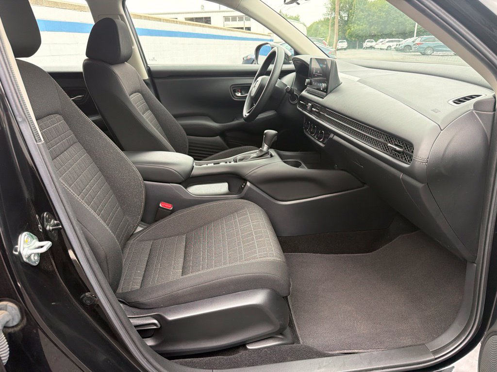 Certified 2024 Honda HR-V LX image 23