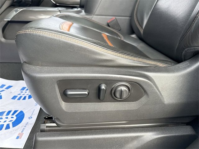 Used 2021 GMC Sierra 1500 AT4 w/ AT4 Value Package image 12