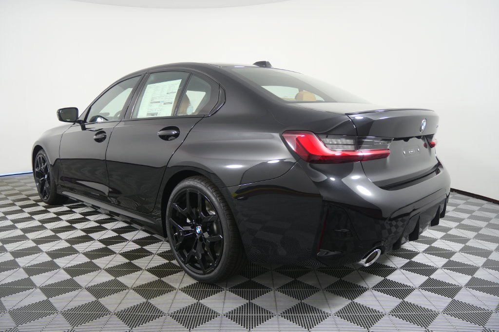 New 2026 BMW 330i Sedan w/ M Sport Package RWD image 6