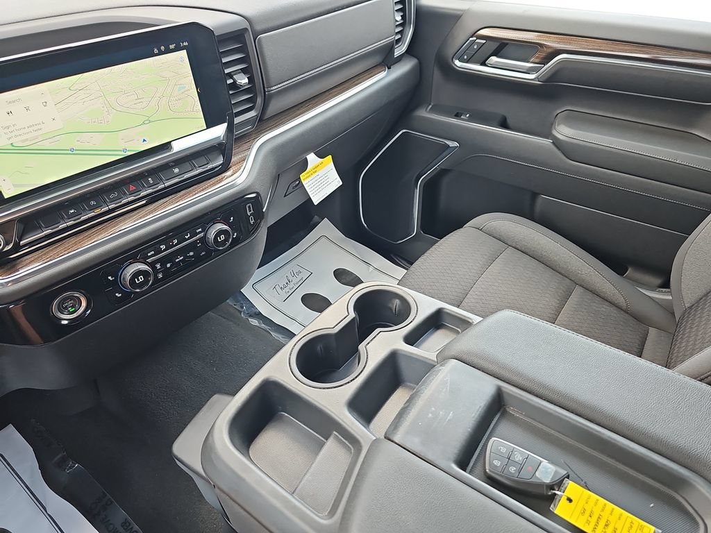 Used 2023 Chevrolet Silverado 1500 LT AWD/4WD image 25