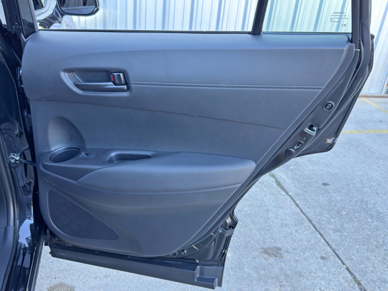 Used 2025 Toyota Corolla Cross AWD Hybrid image 39