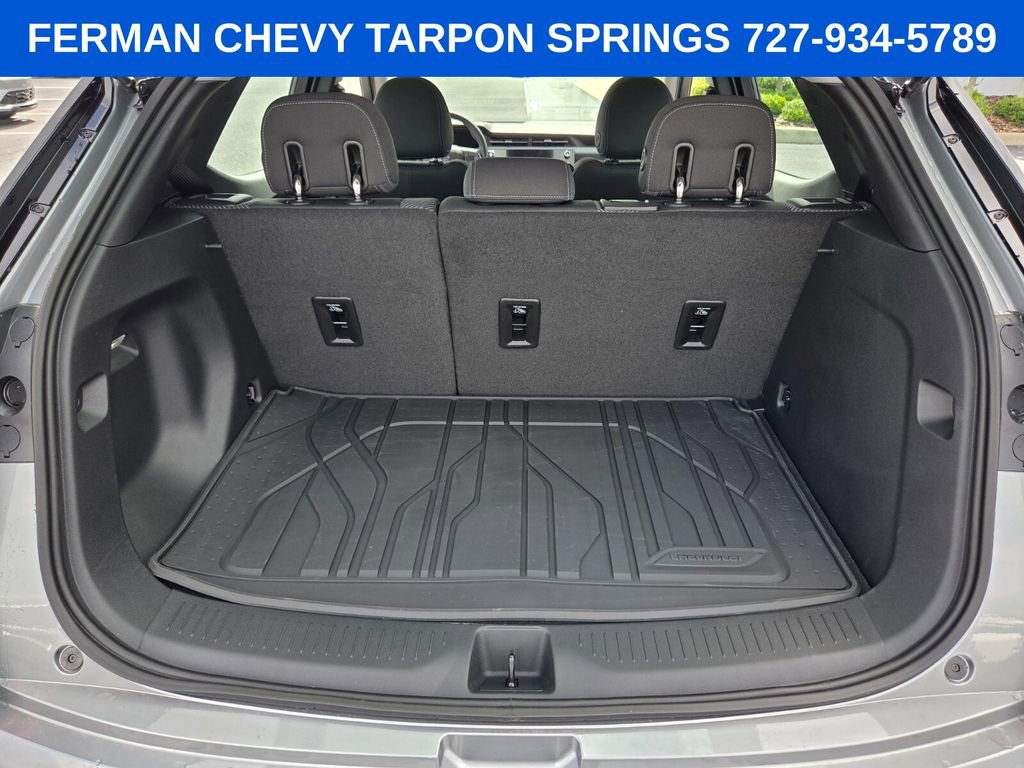 New 2027 Chevrolet Bolt LT w/ Comfort Package FWD image 16