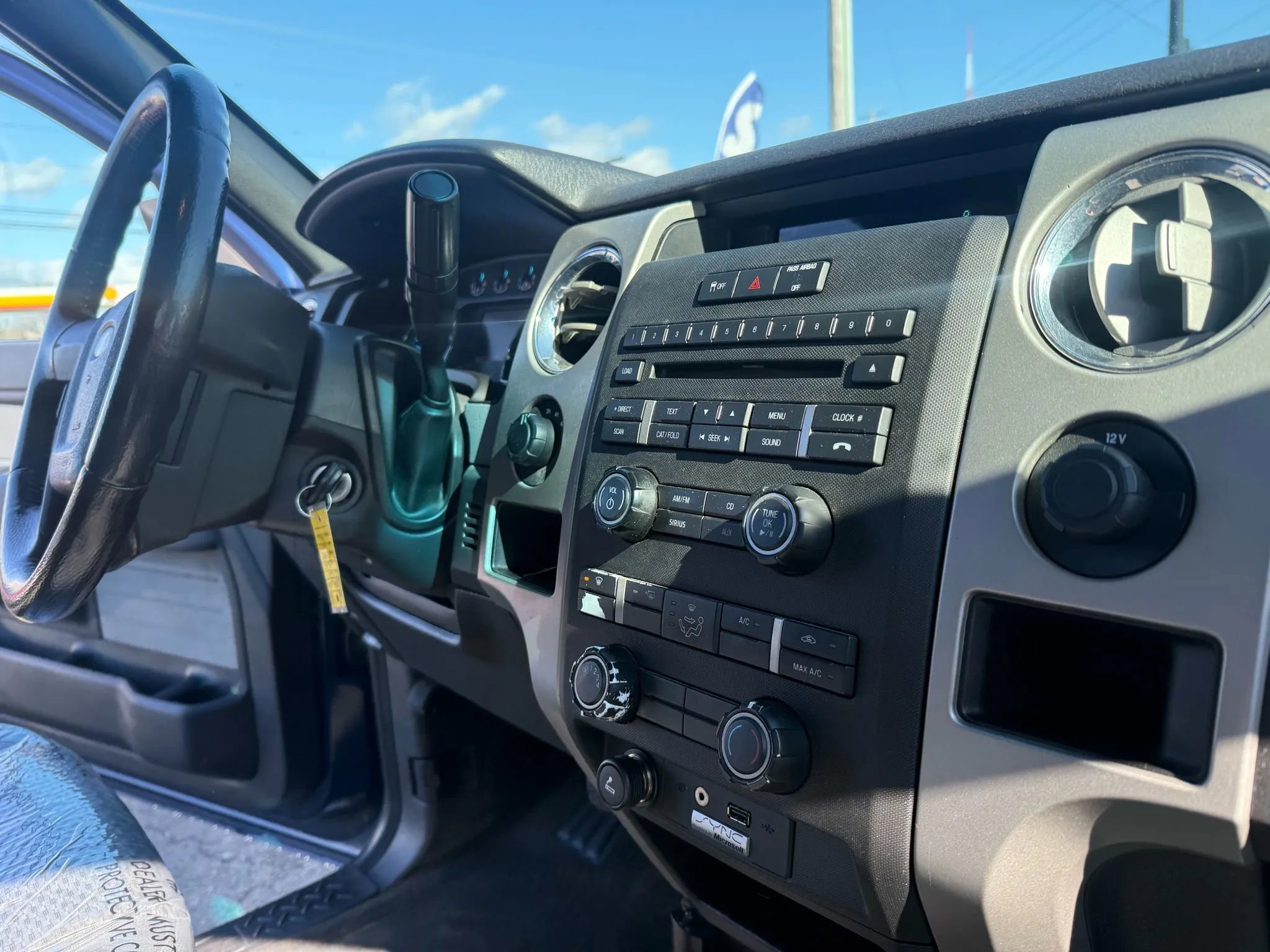 Used 2011 Ford F150 XLT w/ XLT Chrome Pkg AWD/4WD image 23