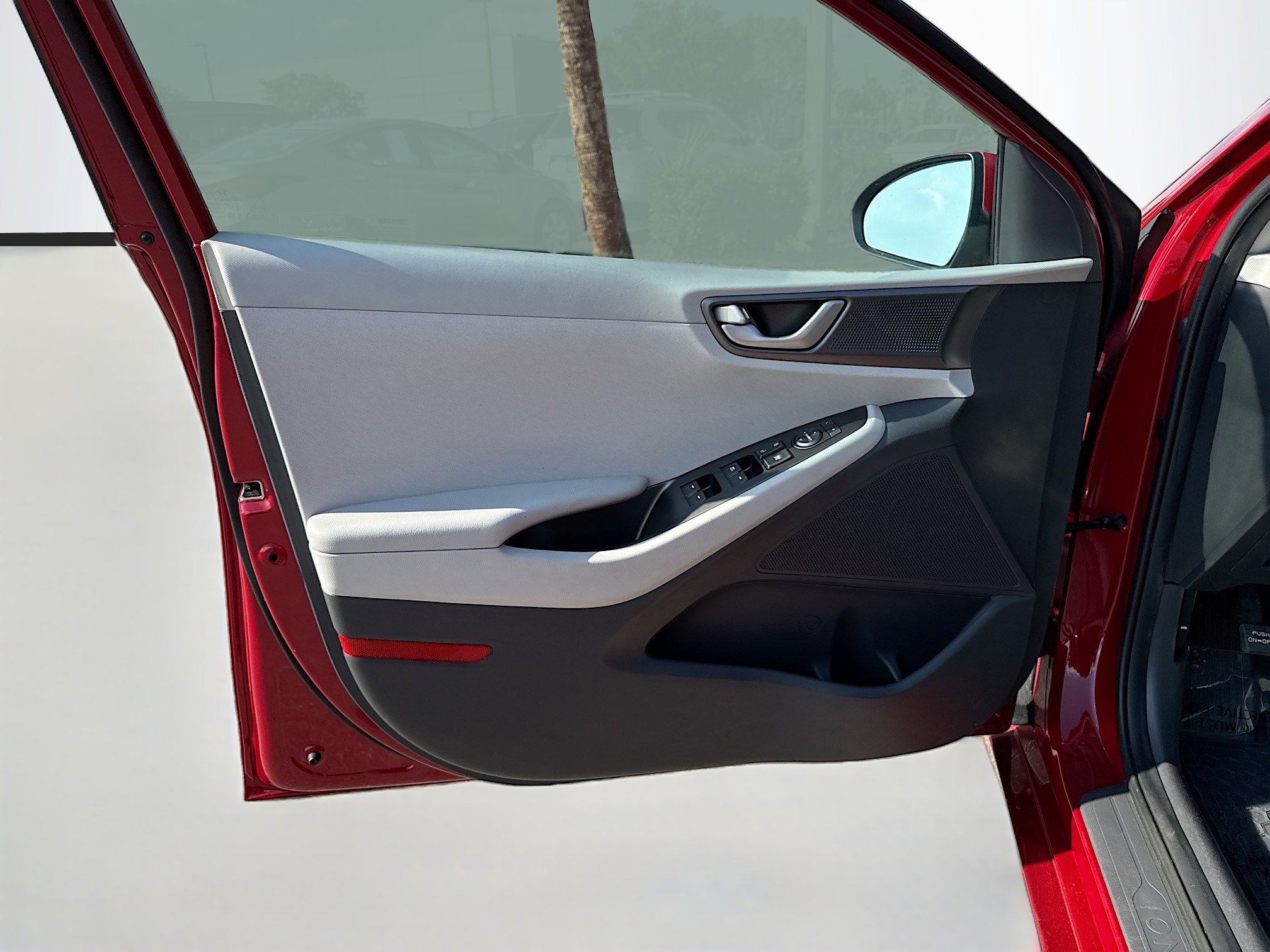 Used 2020 Hyundai Ioniq Blue image 20