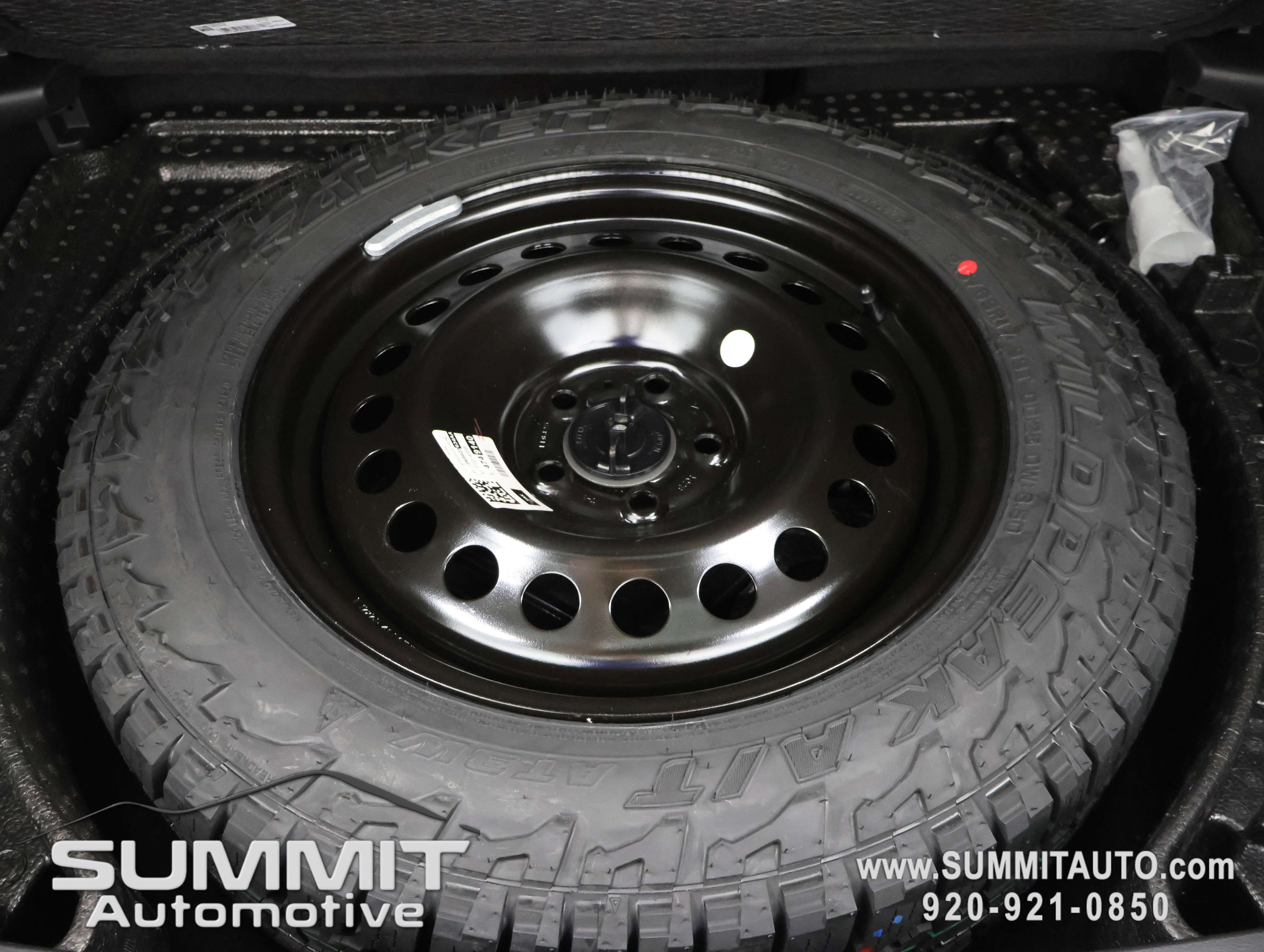 New 2026 Jeep Compass Trailhawk w/ Sun, Sound & Navigation Group image 29