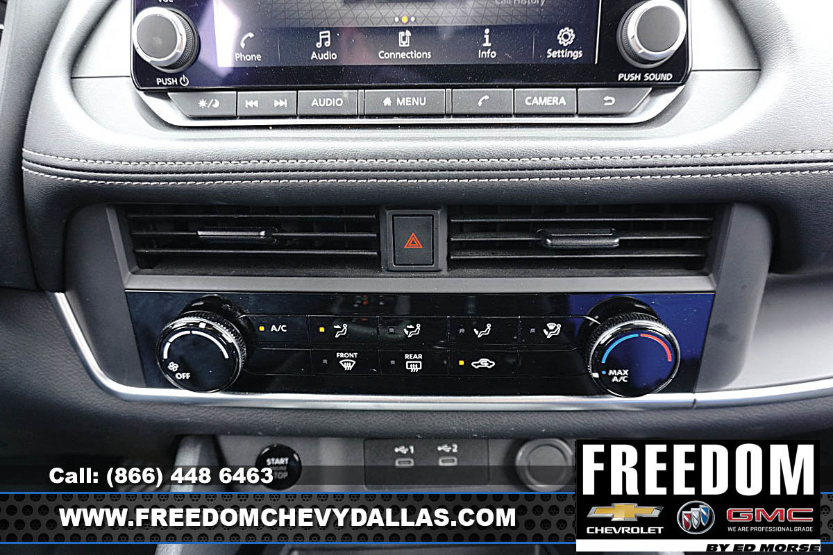 Used 2024 Nissan Rogue S FWD image 18