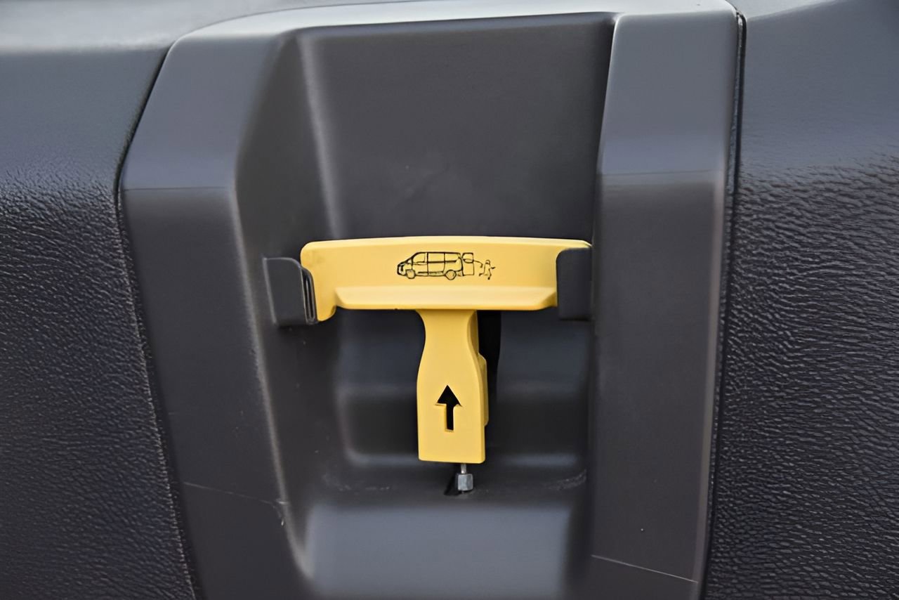 Used 2022 Ford Transit 350 XL RWD image 26