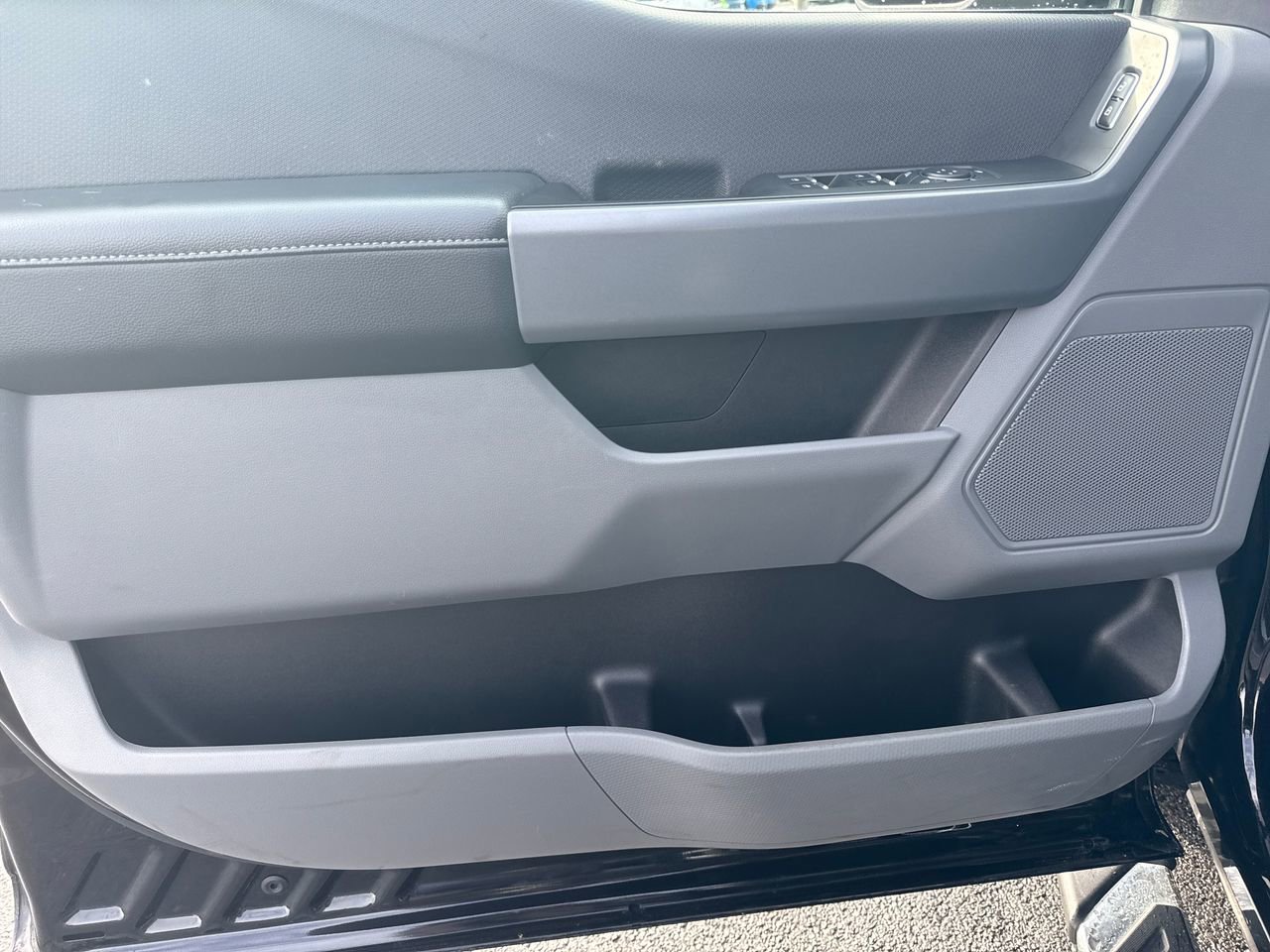 Used 2023 Ford F150 XLT image 15