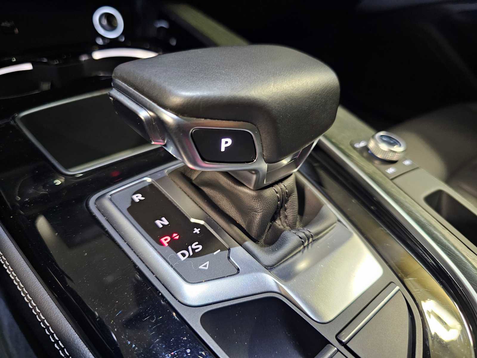 Used 2020 Audi A4 2.0T allroad Premium Plus AWD/4WD image 25