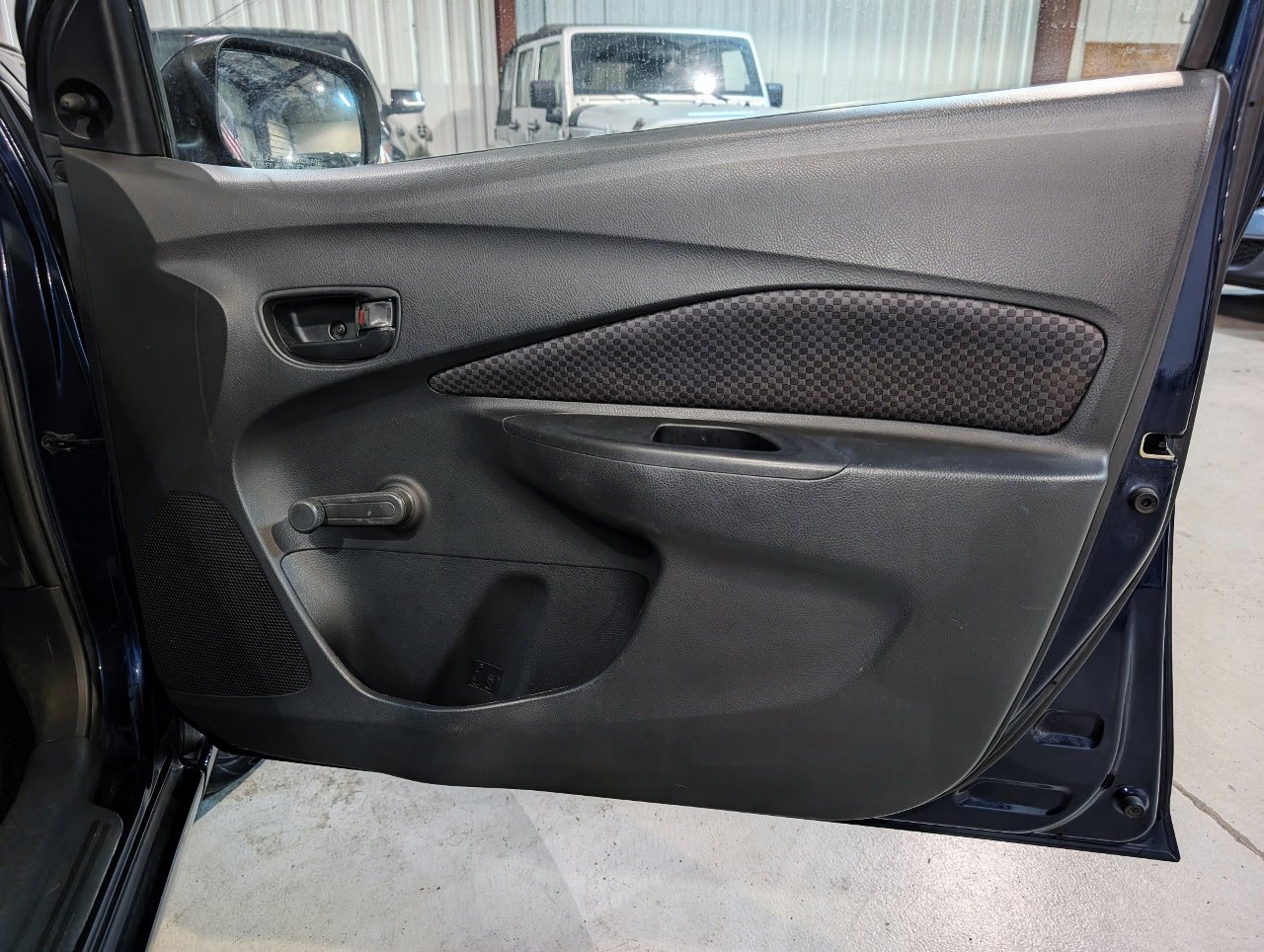 Used 2007 Toyota Yaris Sedan image 25