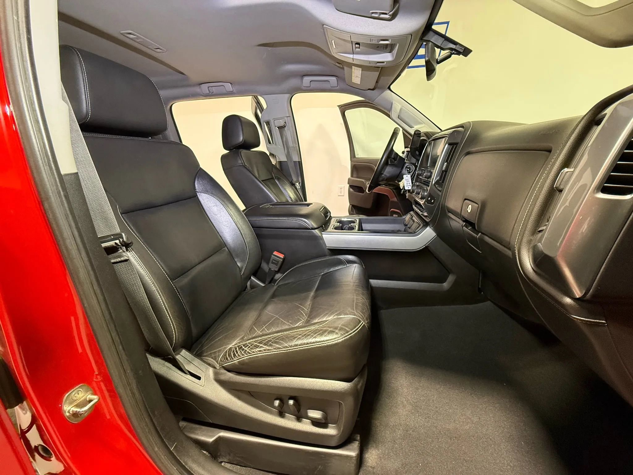 Used 2019 Chevrolet Silverado 2500 LTZ image 12