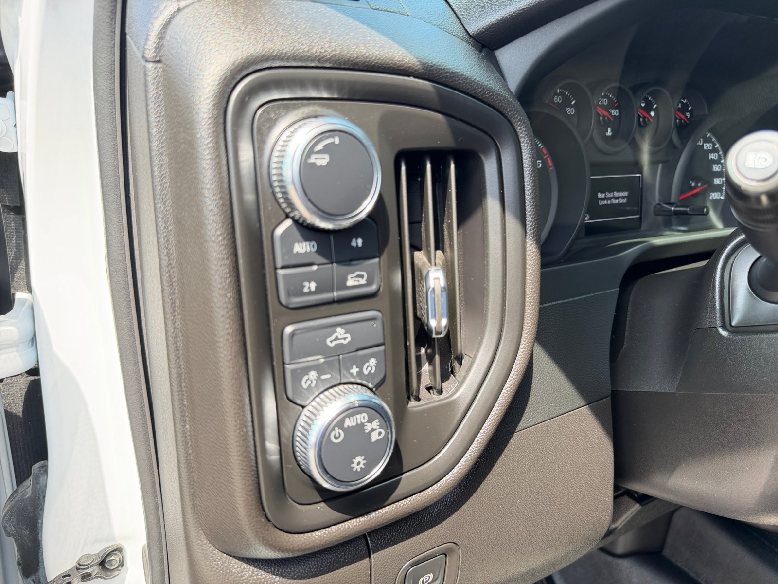 Used 2024 GMC Sierra 1500 Pro w/ Graphite Edition AWD/4WD image 24